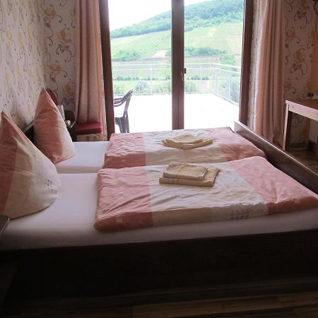 Pension Simon Hotel Reil Kültér fotó